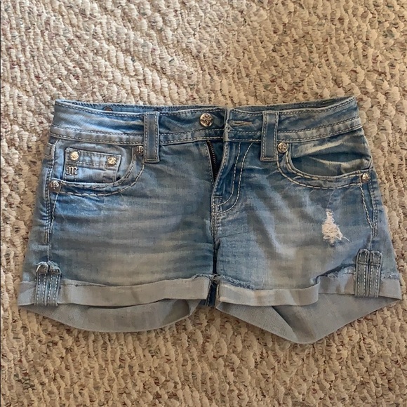 Miss Me light jean shorts - Picture 1 of 2